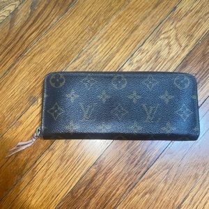 Authentic Louis Vuitton Clemence wallet